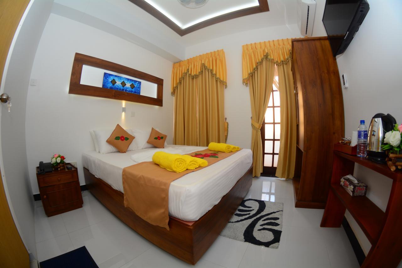 My Holiday Ticket Hotell Colombo Exteriör bild